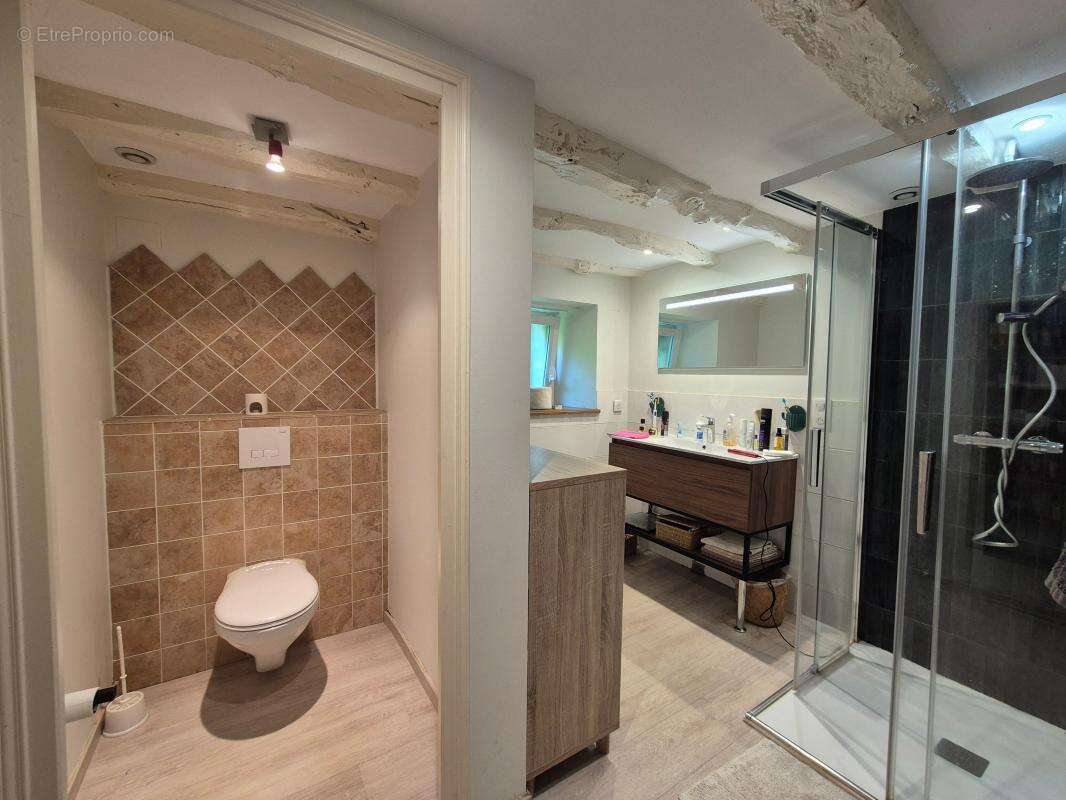 Maison à TERRASSON-LAVILLEDIEU