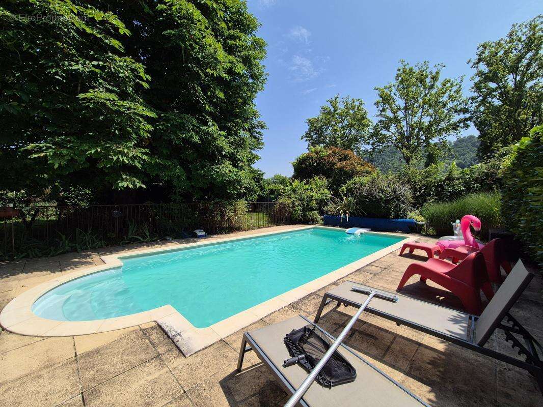 Maison à TERRASSON-LAVILLEDIEU