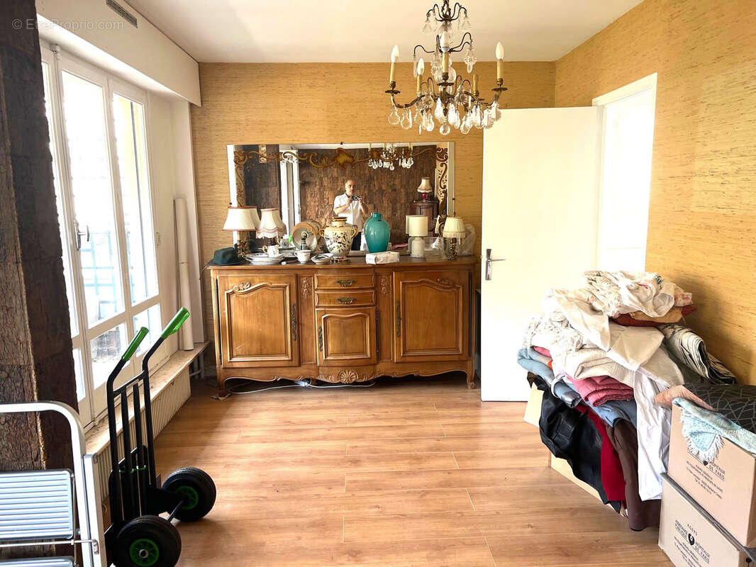 Appartement à PARIS-20E