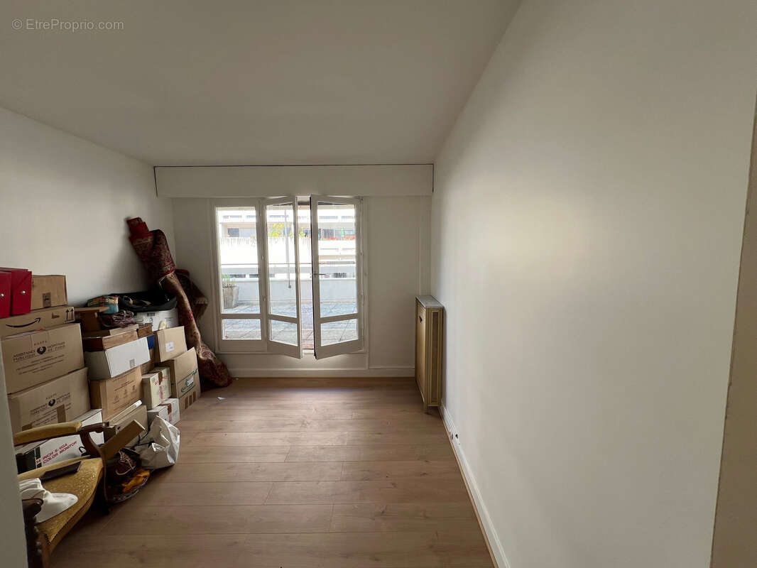 Appartement à PARIS-20E