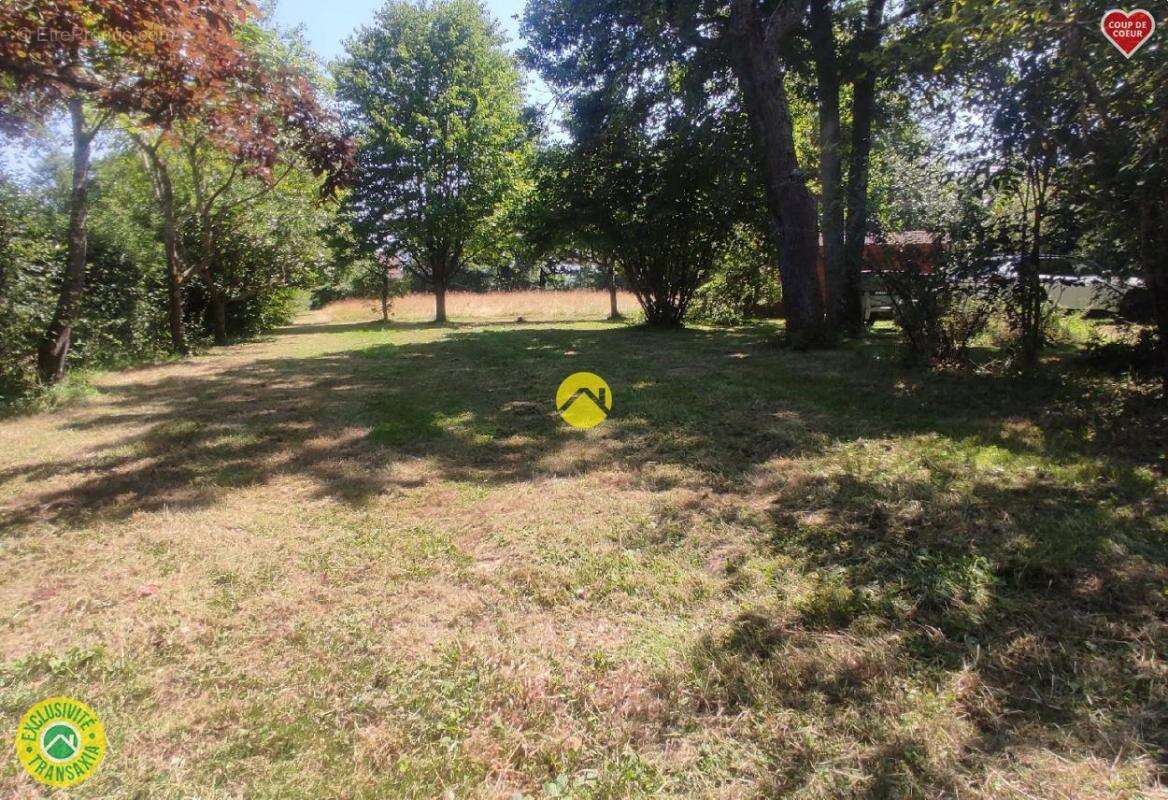 Maison à MONTMARAULT