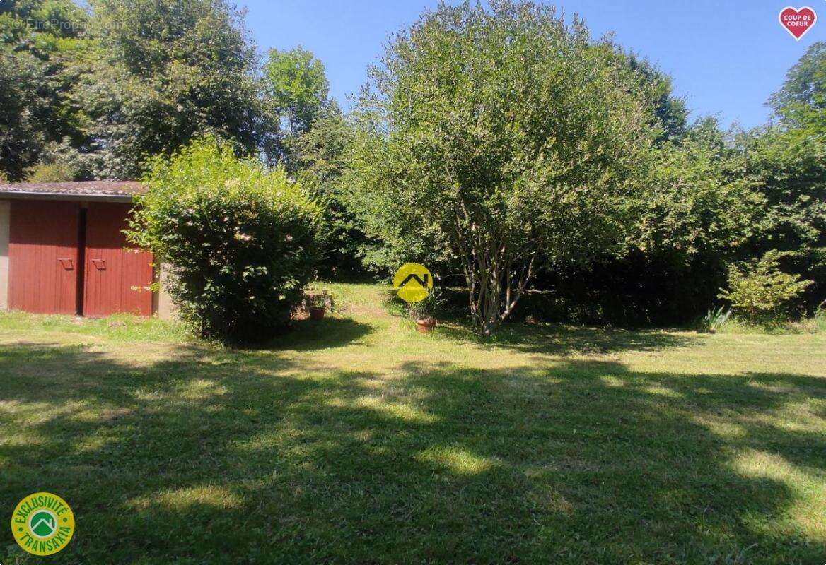 Maison à MONTMARAULT