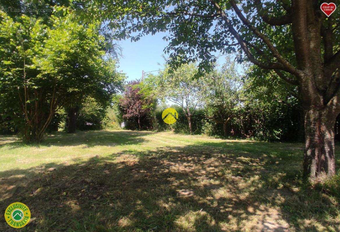 Maison à MONTMARAULT