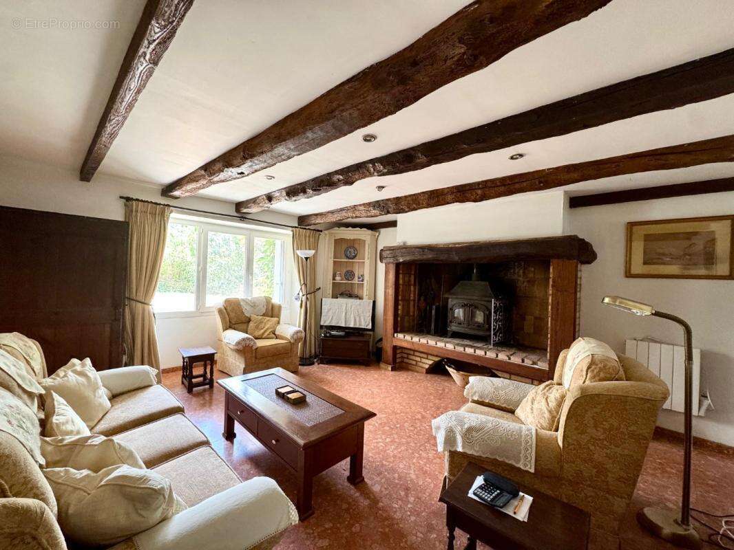 Maison à SAINT-ANTONIN-DE-LACALM