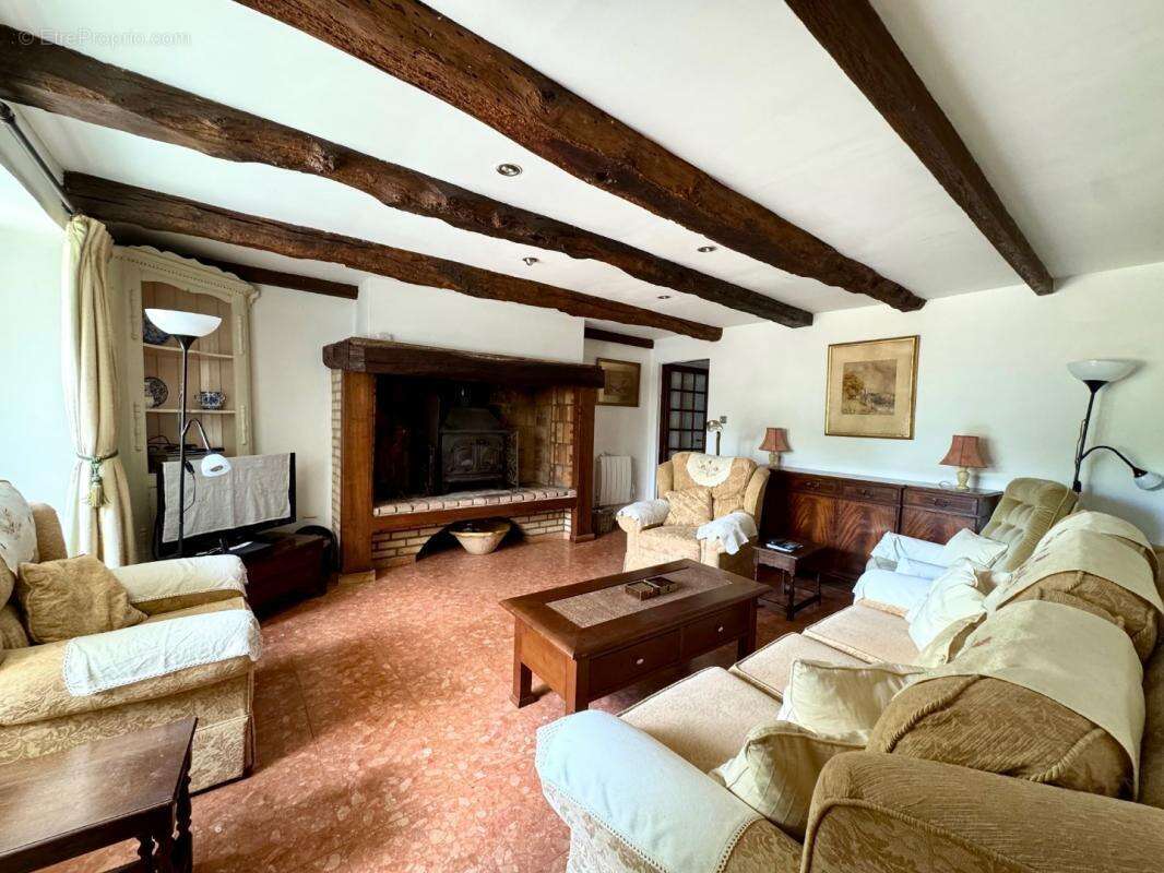 Maison à SAINT-ANTONIN-DE-LACALM