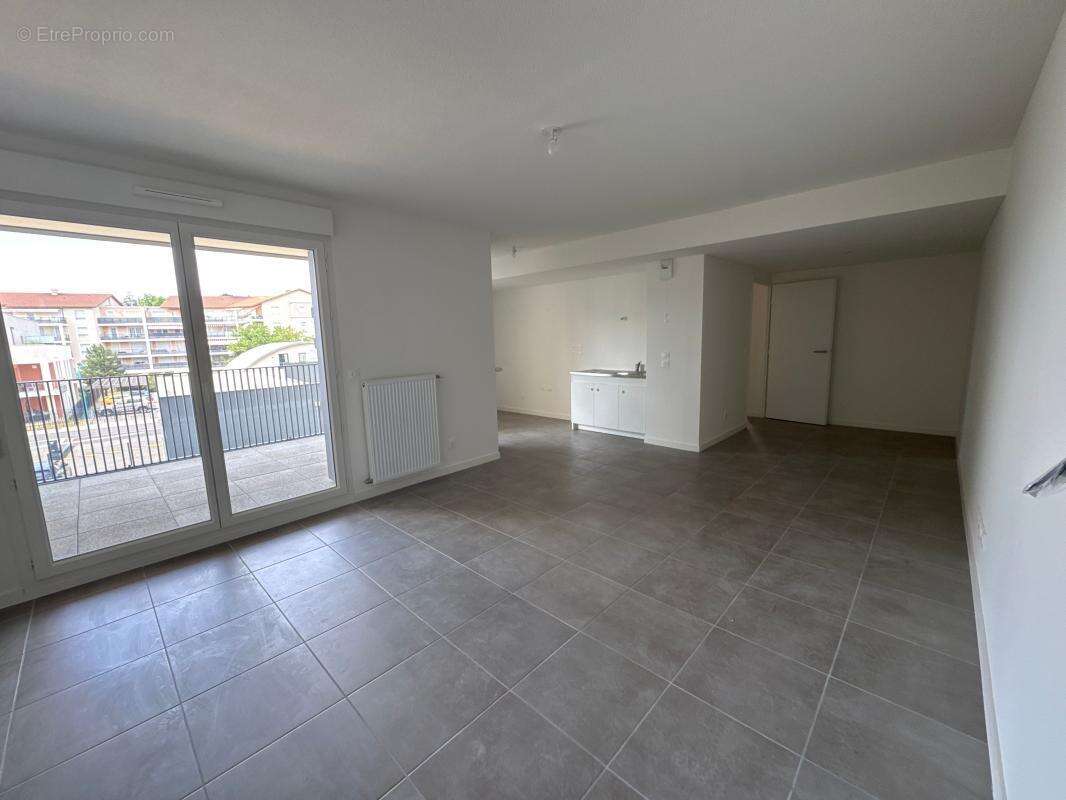 Appartement à PONT-DE-CHERUY