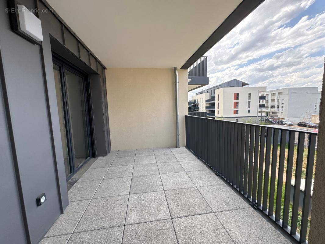 Appartement à PONT-DE-CHERUY