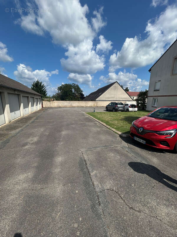 Parking à ROMORANTIN-LANTHENAY