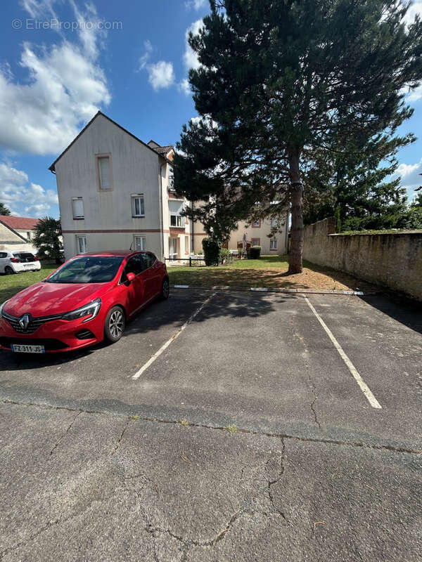 Parking à ROMORANTIN-LANTHENAY