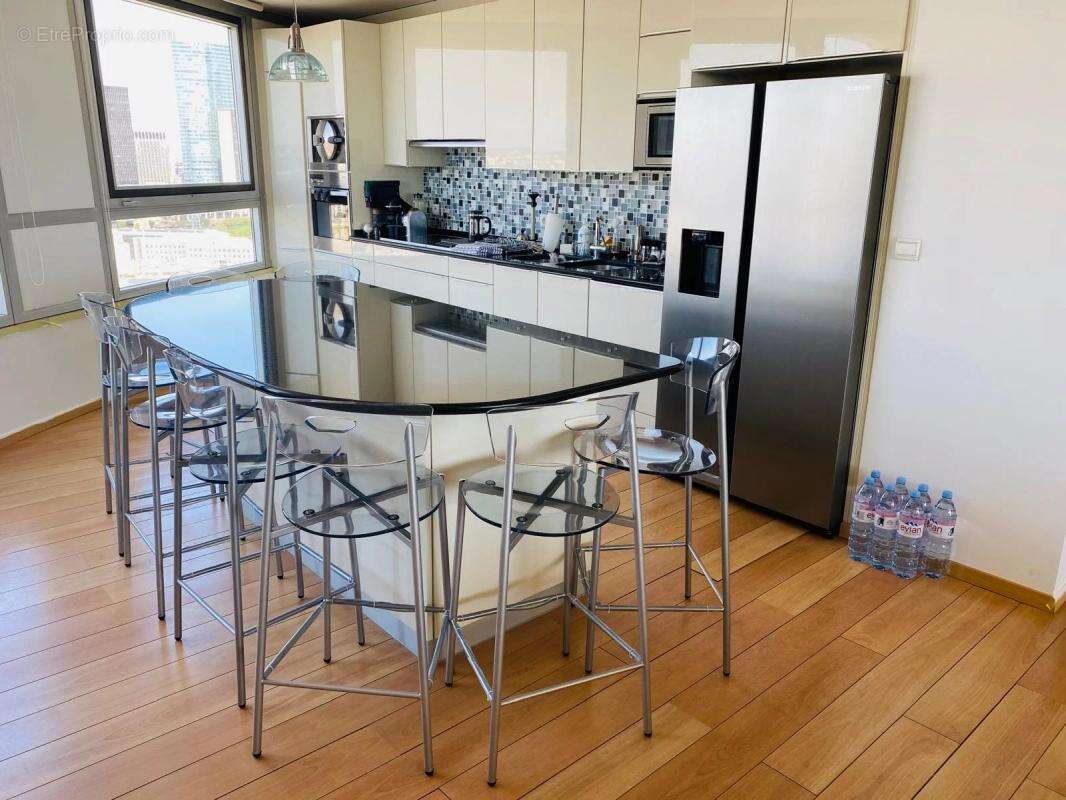 Appartement à PUTEAUX