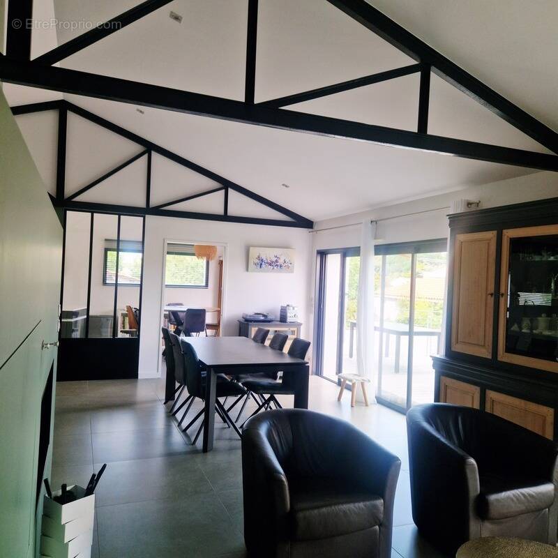 Maison à SAINT-HILAIRE-DE-RIEZ