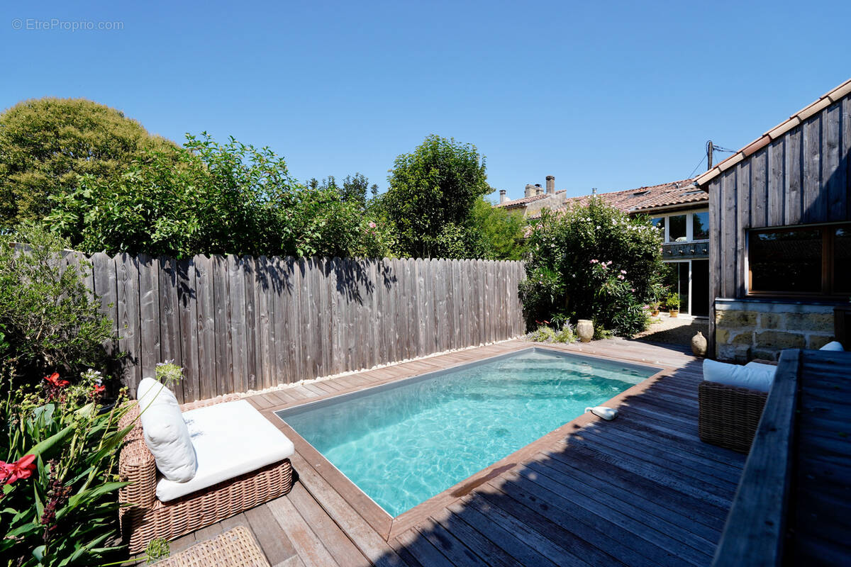 Maison à ISLE-SAINT-GEORGES