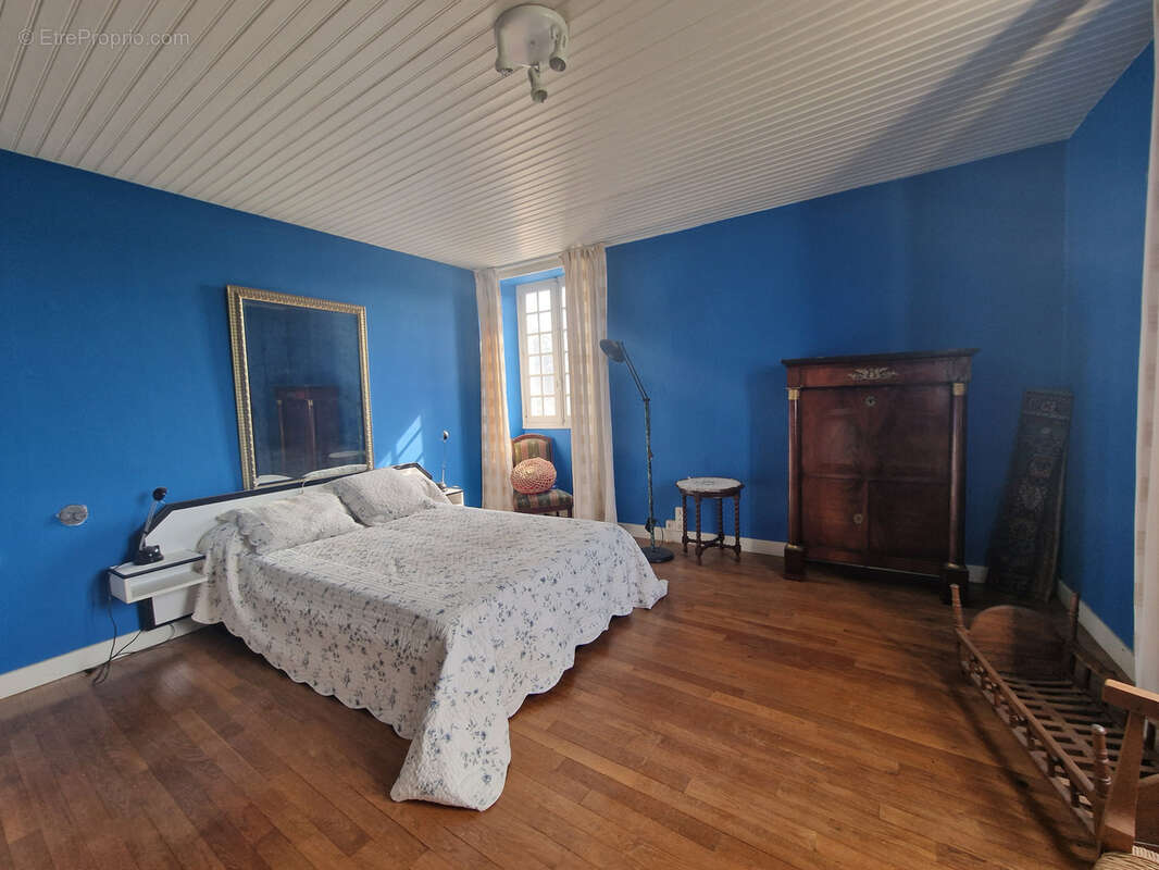 Maison à JUGEALS-NAZARETH