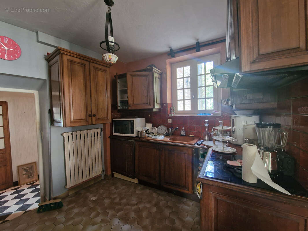 Maison à JUGEALS-NAZARETH