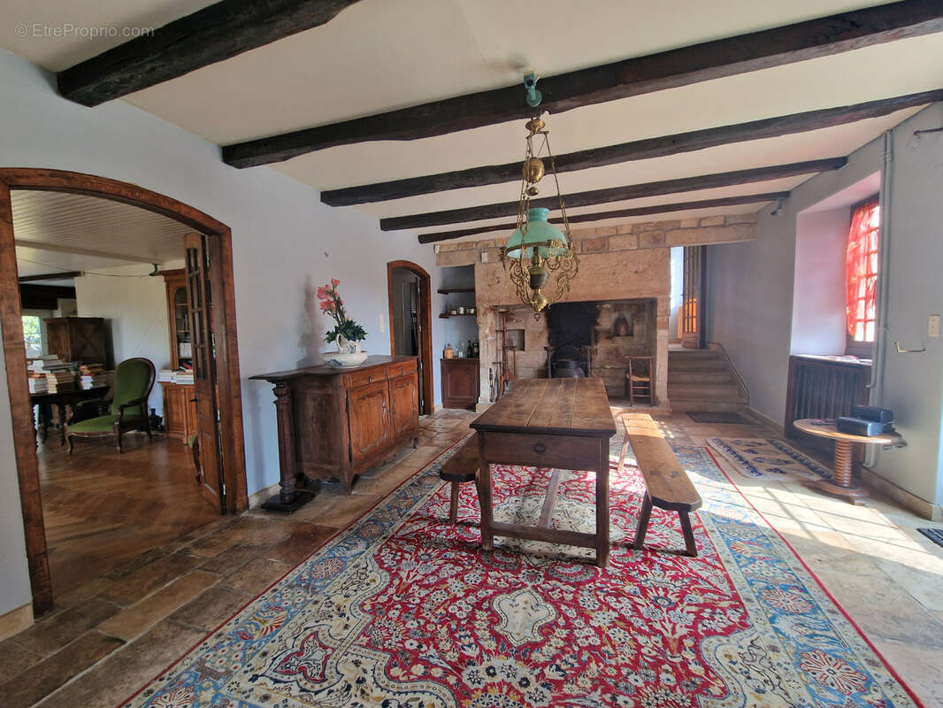 Maison à JUGEALS-NAZARETH