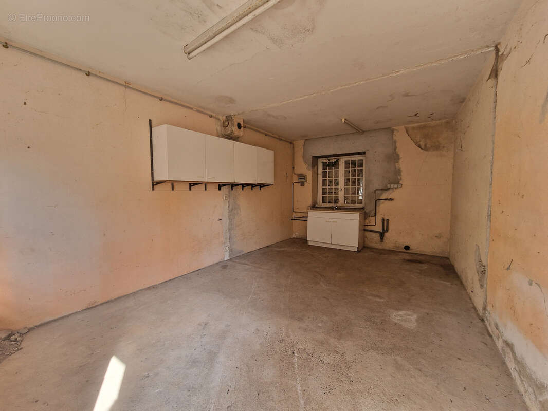 Maison à JUGEALS-NAZARETH