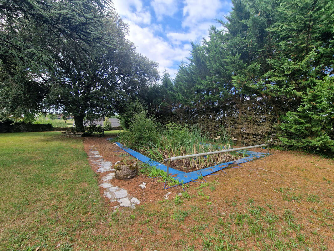 Maison à JUGEALS-NAZARETH