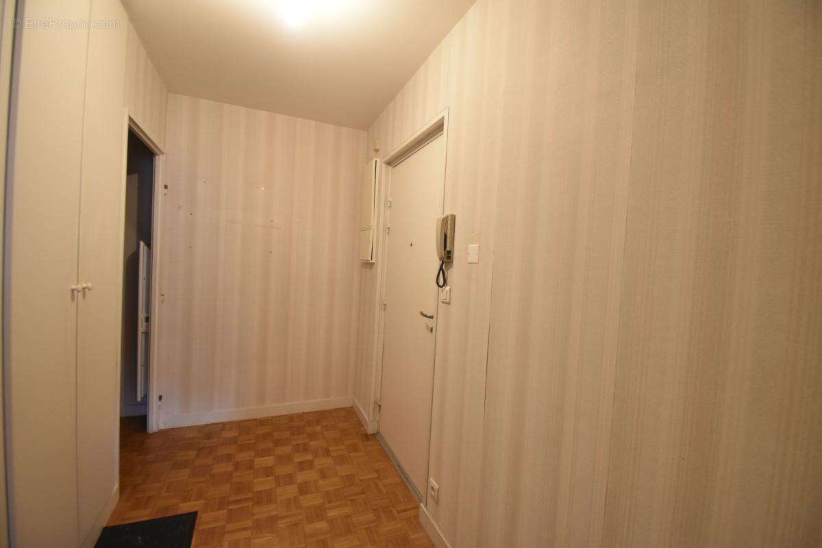 Appartement à COSNE-COURS-SUR-LOIRE