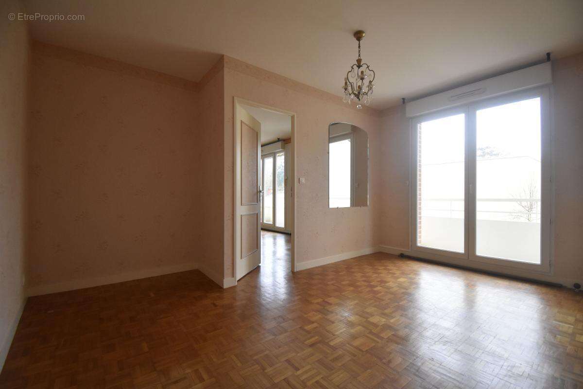 Appartement à COSNE-COURS-SUR-LOIRE