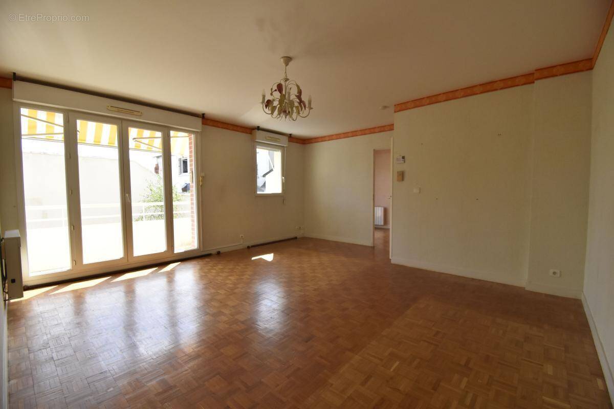 Appartement à COSNE-COURS-SUR-LOIRE