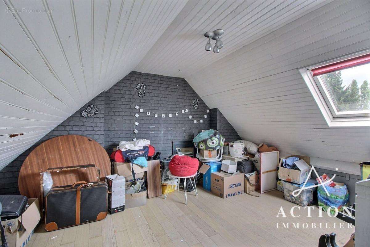 Maison à HELLEMMES-LILLE