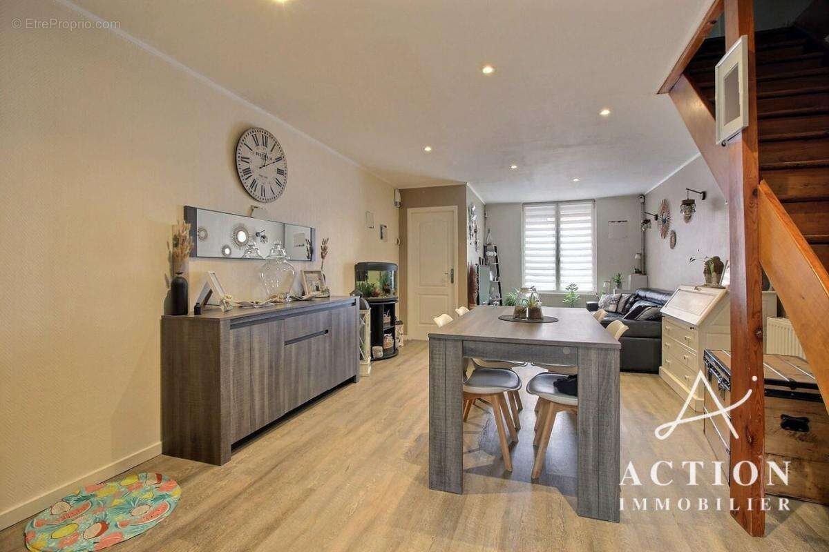 Maison à HELLEMMES-LILLE