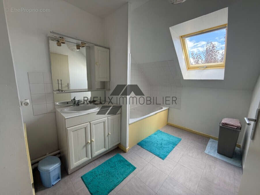 Maison à BREUIL-LE-SEC