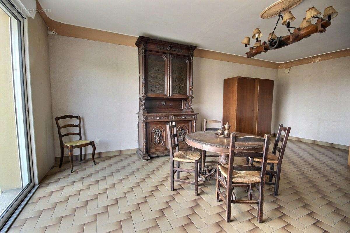 Appartement à AMOU