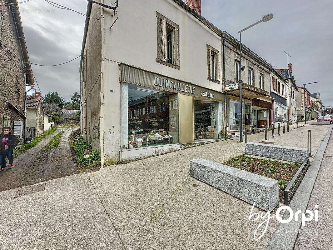 Maison à SAINT-ELOY-LES-MINES