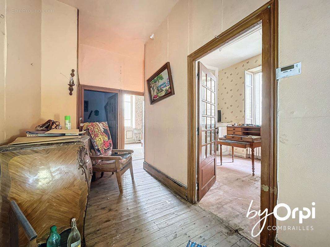 Maison à SAINT-ELOY-LES-MINES