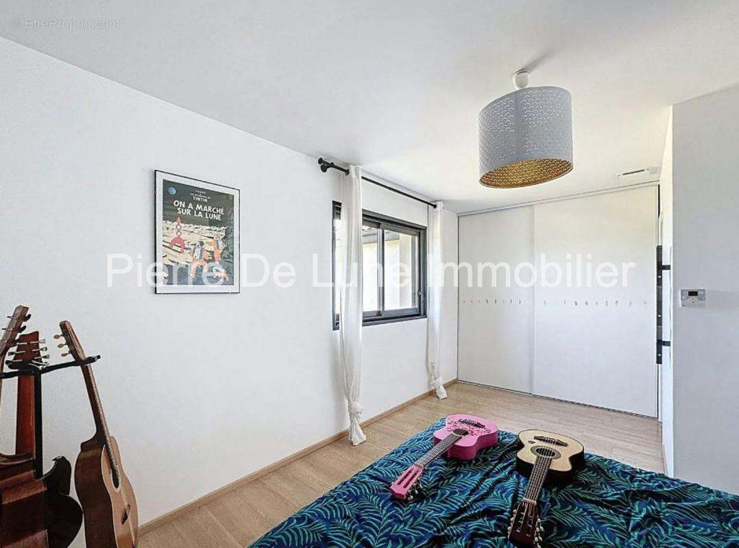 Maison à SAINT-GERMAIN-SUR-L&#039;ARBRESLE