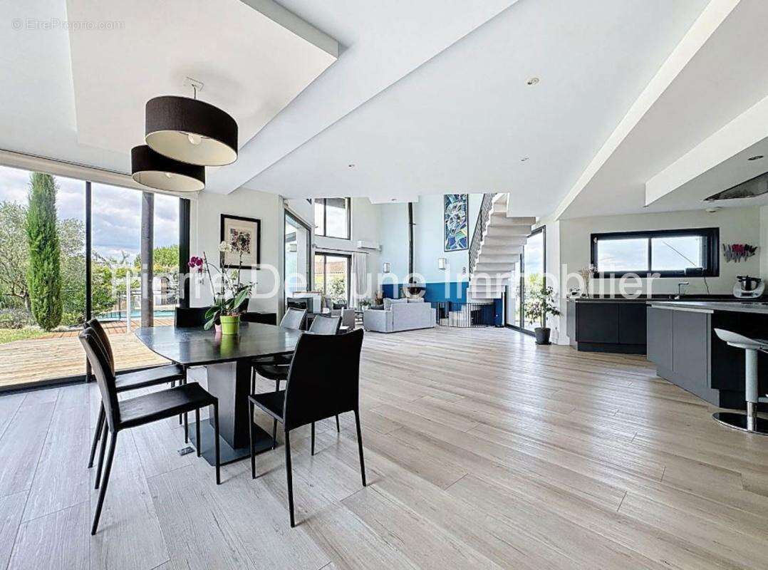 Maison à SAINT-GERMAIN-SUR-L&#039;ARBRESLE