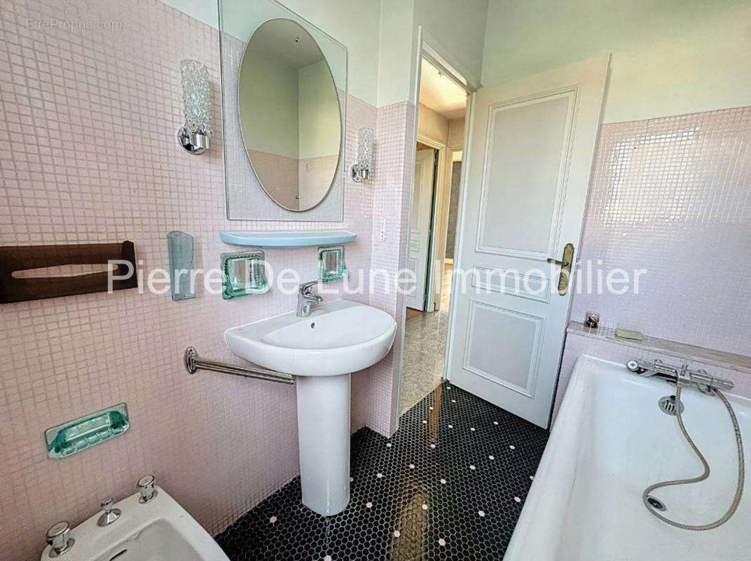 Appartement à LYON-5E