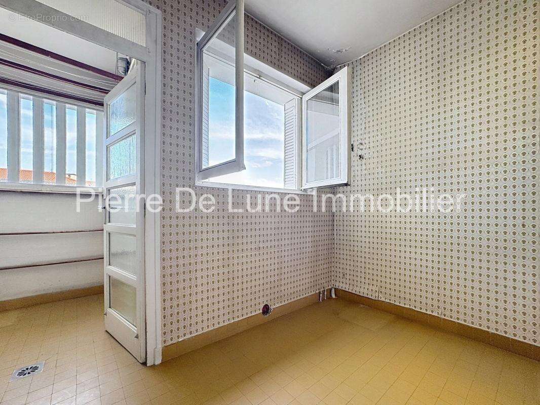 Appartement à LYON-5E