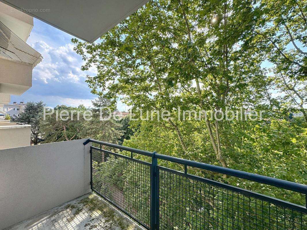 Appartement à LYON-5E