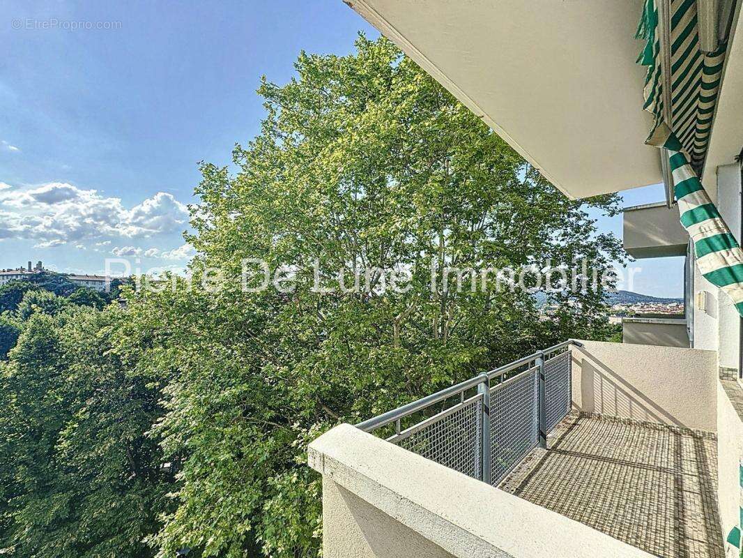 Appartement à LYON-5E