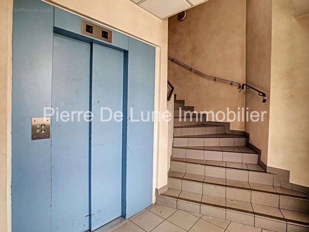 Commerce à PERIGUEUX