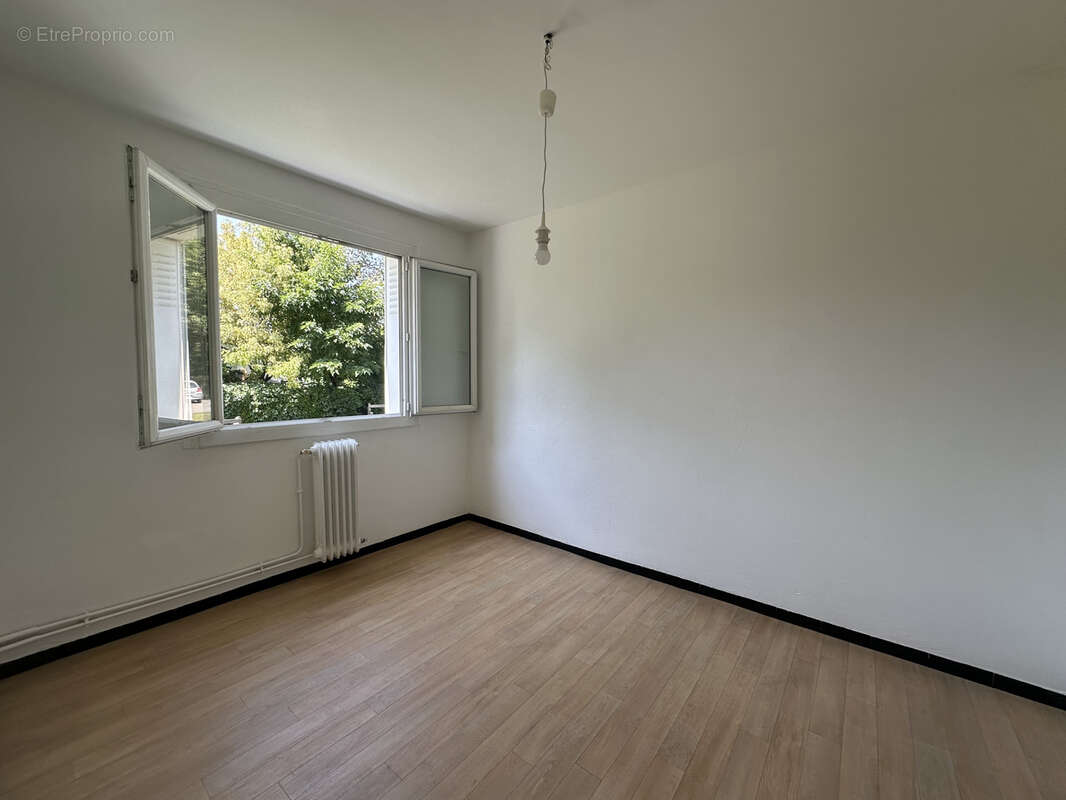 Appartement à MEYLAN
