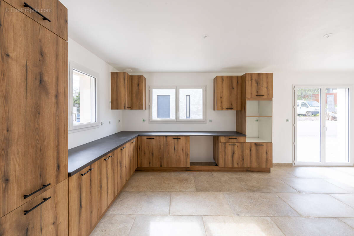 Maison à PUGET-SUR-ARGENS