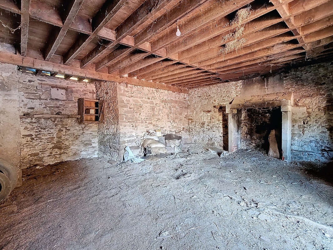 Maison à VILLERS-BOCAGE