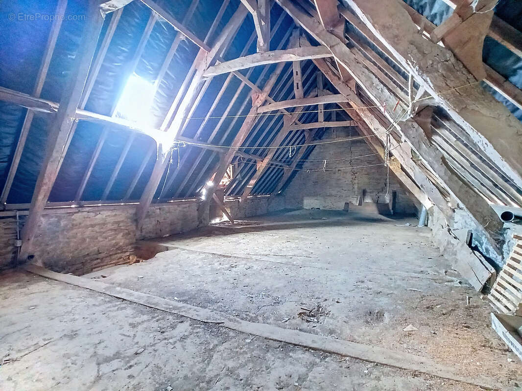 Maison à VILLERS-BOCAGE