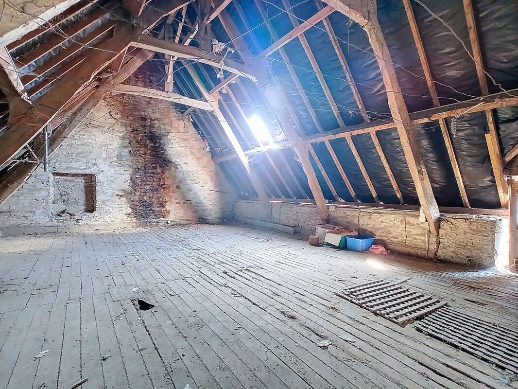 Maison à VILLERS-BOCAGE