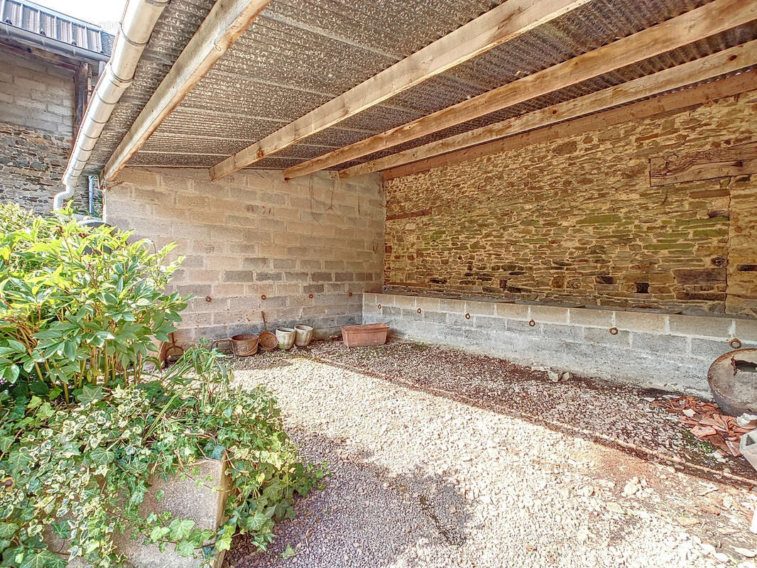 Maison à VILLERS-BOCAGE