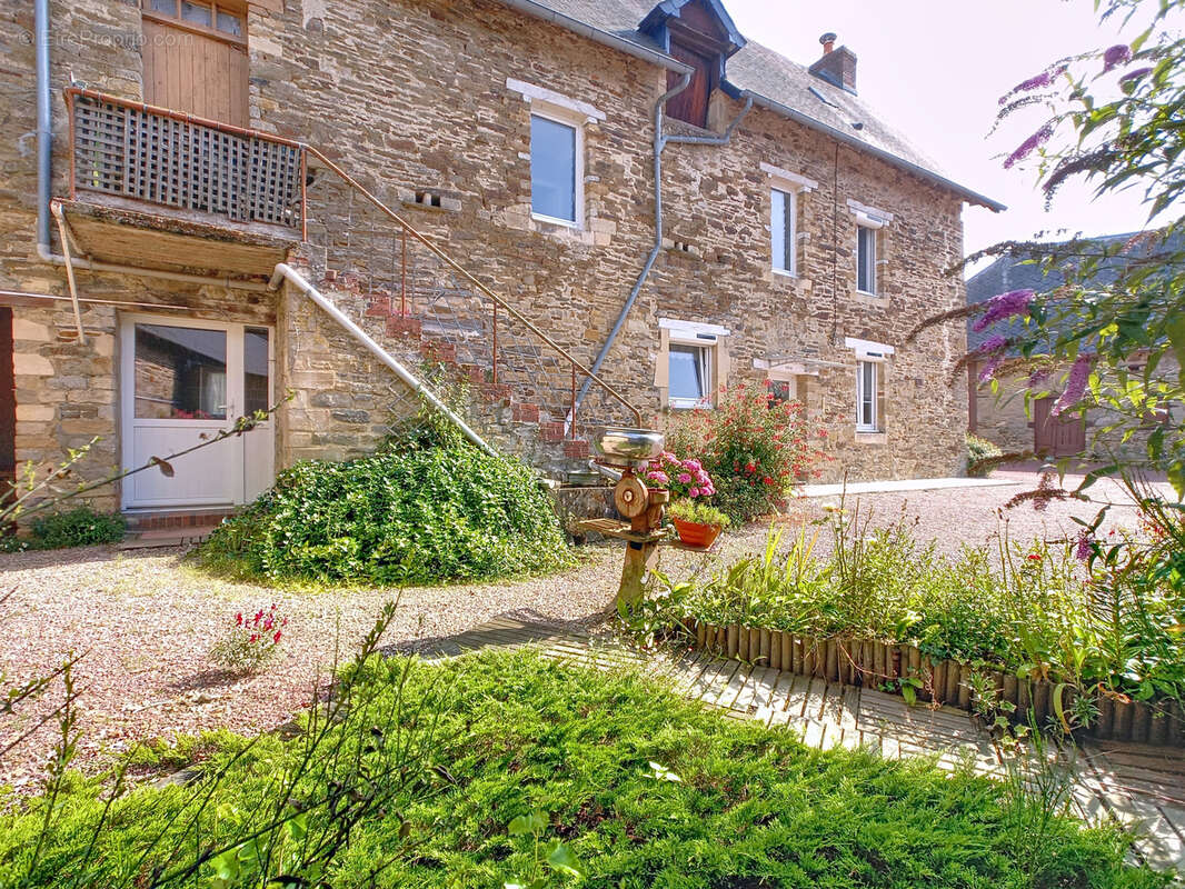 Maison à VILLERS-BOCAGE