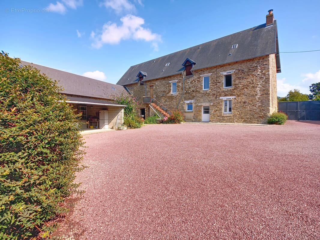 Maison à VILLERS-BOCAGE