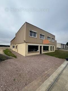 Commerce à GUICHAINVILLE