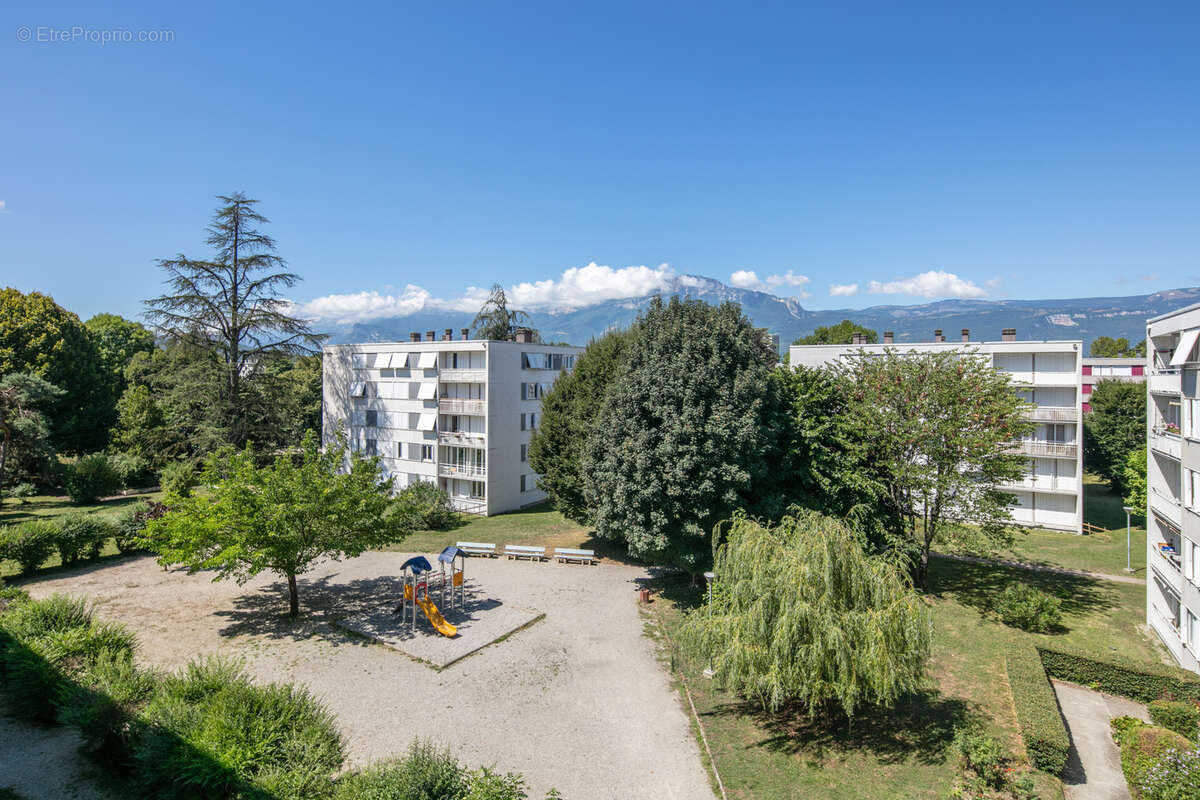 Appartement à SAINT-MARTIN-D&#039;HERES