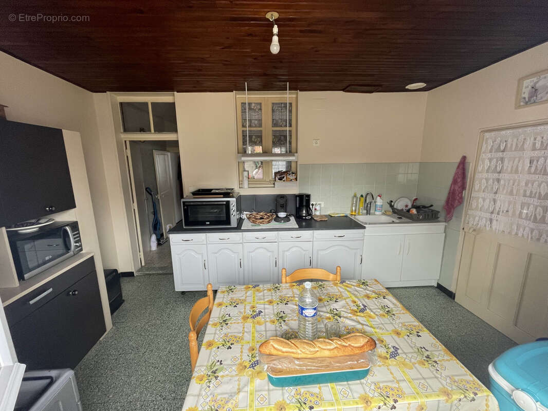 Maison à VILLENEUVE-SUR-ALLIER