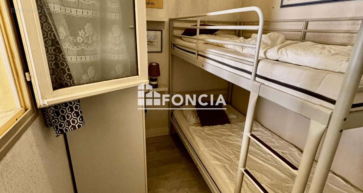 Appartement à SIX-FOURS-LES-PLAGES