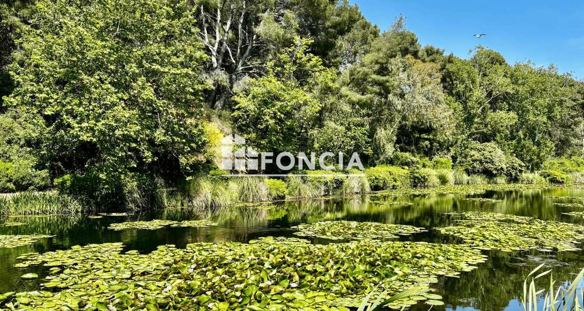 Appartement à SIX-FOURS-LES-PLAGES